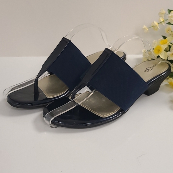 East 5th Shoes - East 5th NWOT Navy Slip On Sandals / Shoes - Size 9.5
